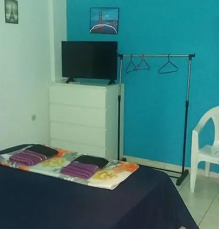 Elite House *